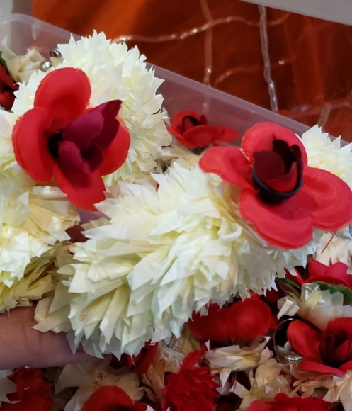 Indian wedding decor,flower bangles/Rings&more - Picture 7 of 8